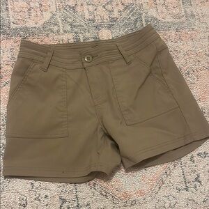 Prana Greenish Tan Cargo Shorts Versatile
